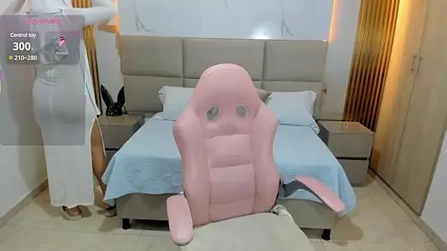 Hanaa_latif from StripChat