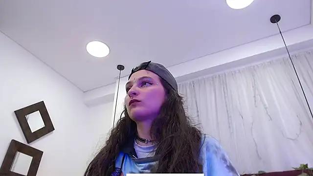 hanabi_gh from StripChat