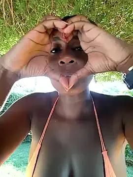 HanaThompson from StripChat
