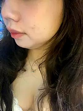 Hanna230 from StripChat is Freechat