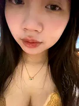 Hanna230 from StripChat is Freechat