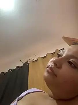 Hanna_19x from StripChat