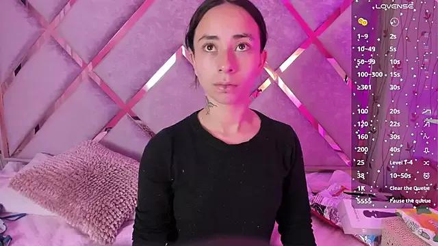 hanna__azumi on StripChat