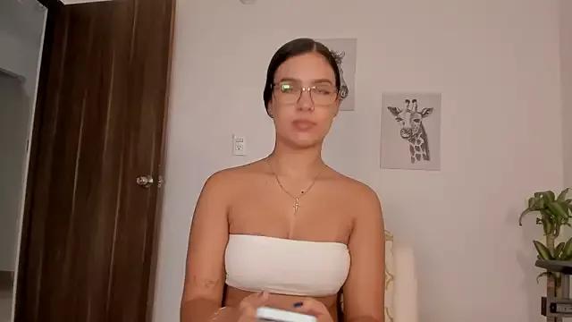 Hanna_Risso from StripChat
