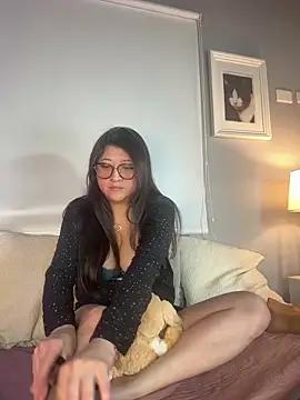 Explore our live girls sluts from our Custom and Multi clubs and checkout exclusive access to highly interactive content, such as shape, hair, titties, pussy type and many more.
