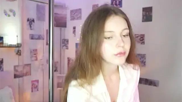 HannaBlaze from StripChat is Freechat