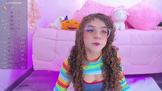 hannacutegod from StripChat
