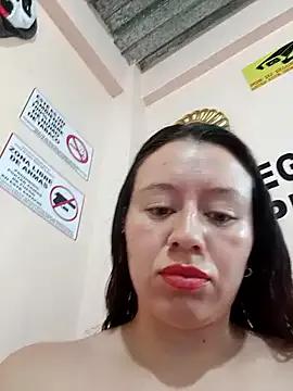 Hannah-colx from StripChat is Freechat