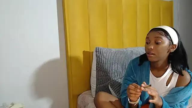 Explore our live girls sluts from our Custom and Multi clubs and checkout exclusive access to highly interactive content, such as shape, hair, titties, pussy type and many more.