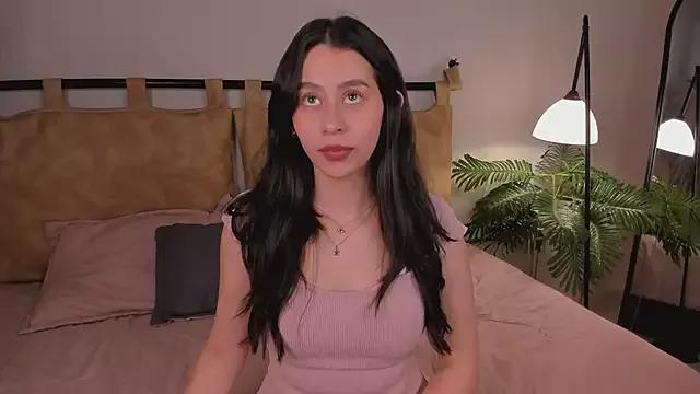 hannah_brady from StripChat