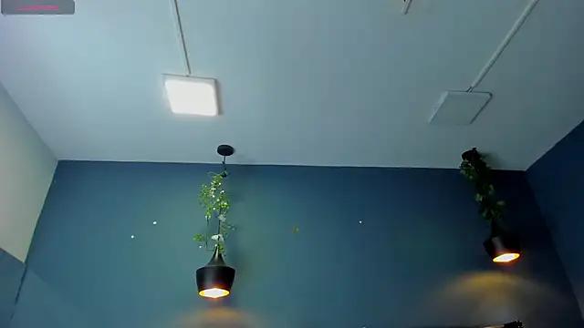Hannah_Miller__ from StripChat