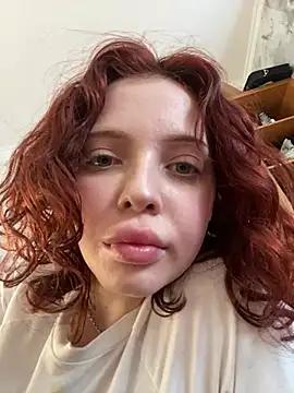 Hannah_xBaby from StripChat