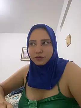 hannahayat from StripChat