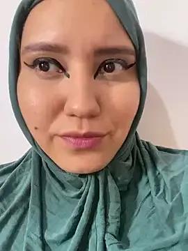 hannahayat from StripChat