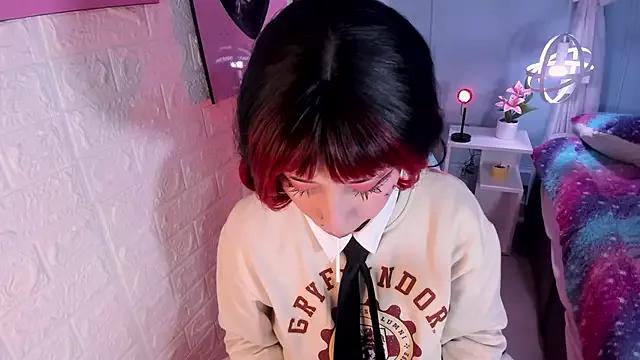 Hannahpage from StripChat