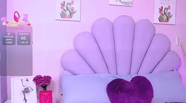 HannaPretthy from StripChat is Freechat