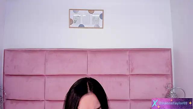 HannaTaylor from StripChat