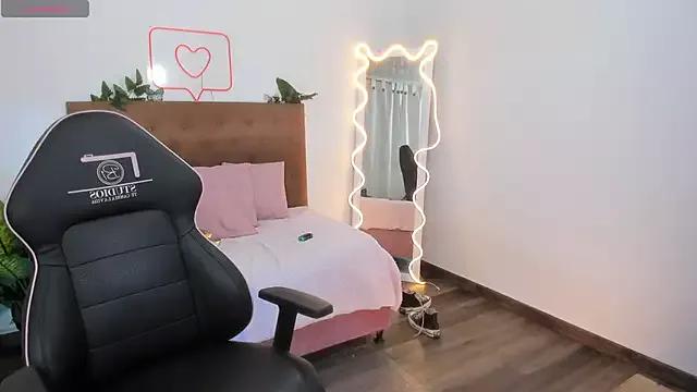 HANNI_TAY from StripChat