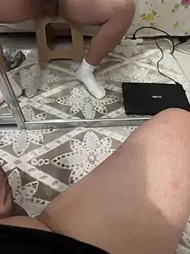hardick582 from StripChat is Freechat