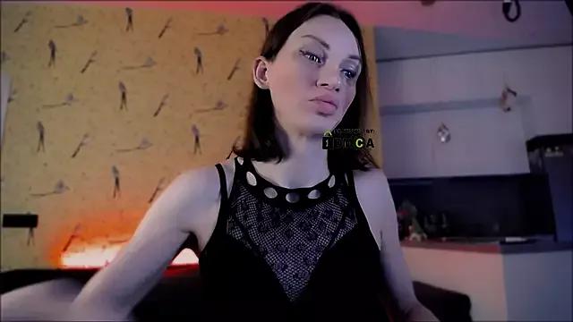 Explore our live girls sluts from our Custom and Multi clubs and checkout exclusive access to highly interactive content, such as shape, hair, titties, pussy type and many more.