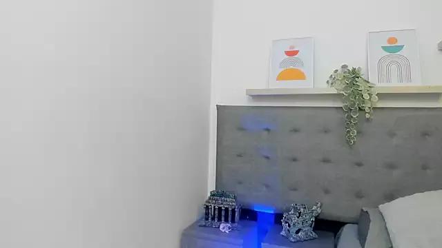 Harper_brown1 webcams show profile image 