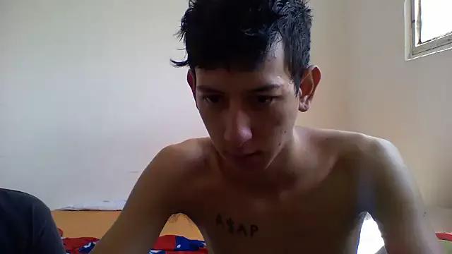 Harris_Annie from StripChat is Freechat