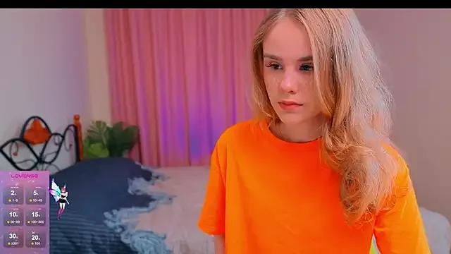 Hazel_Reed from StripChat is Freechat