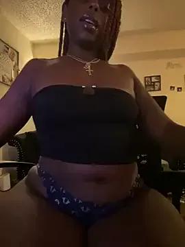 HazelNutt21 on StripChat