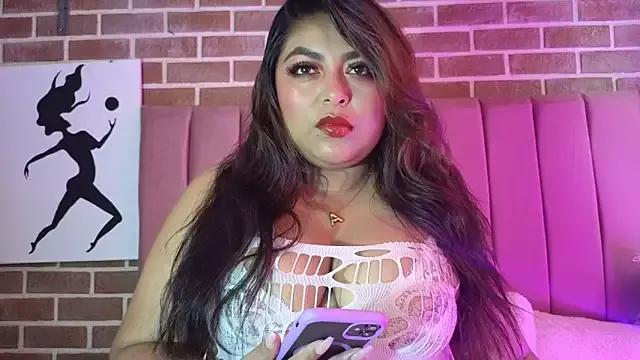 Explore our live girls sluts from our Custom and Multi clubs and checkout exclusive access to highly interactive content, such as shape, hair, titties, pussy type and many more.