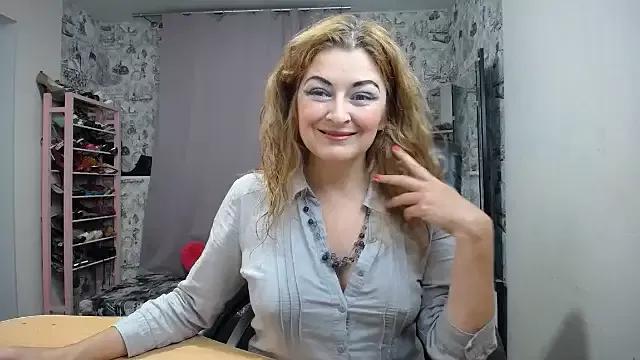 Helen1974 from StripChat