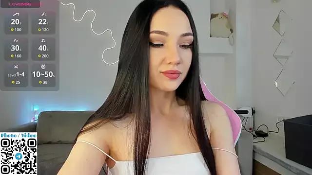 Helen_Spark from StripChat