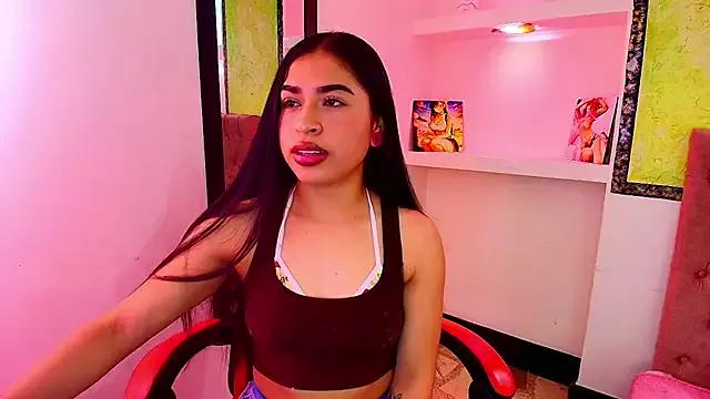 Explore our live girls sluts from our Custom and Multi clubs and checkout exclusive access to highly interactive content, such as shape, hair, titties, pussy type and many more.