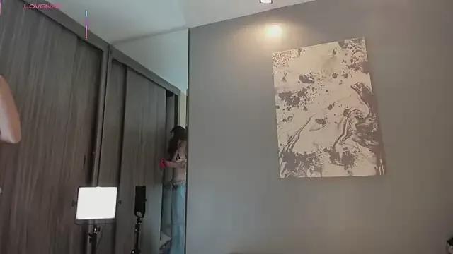 HelenaCole- from StripChat