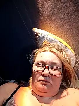 HelenaGlossX from StripChat