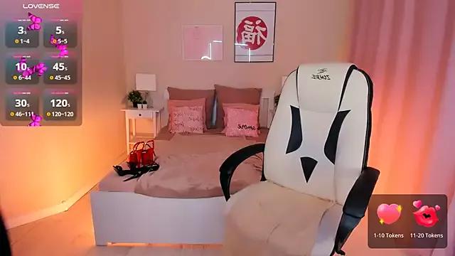HelenaRegal from StripChat