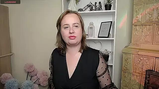 HelenFl from StripChat