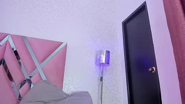 Helenn_monroy1 from StripChat