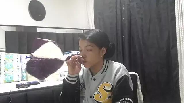 Hellen__4master from StripChat