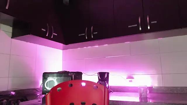 Hellen_dumont from StripChat