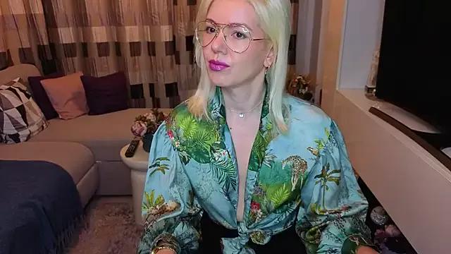 Hellen_TheSoul from StripChat