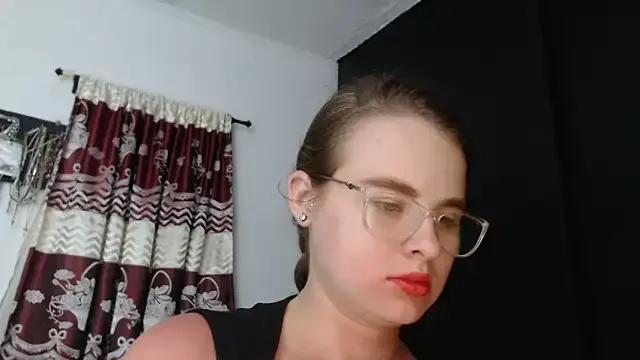 HellenMiyer1111 from StripChat
