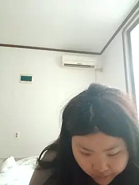 hello098712 from StripChat