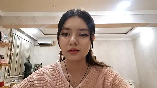 HenryMetter from StripChat is Freechat