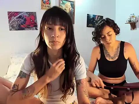 HeraAndAria from StripChat is Freechat