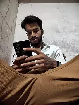 Herecallboyyash from StripChat
