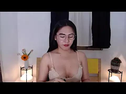 HermoSa_Christine webcams show profile image 