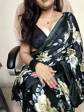 Photos of Hey_Jully from StripChat is Freechat