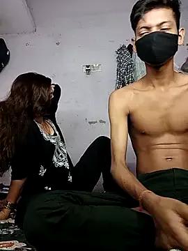 hiddennisha from StripChat