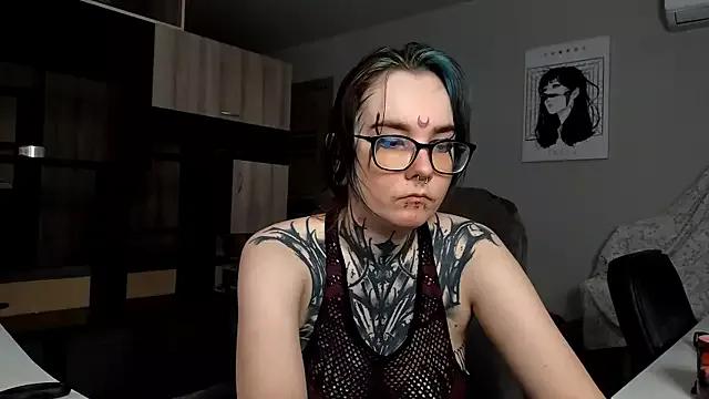 Explore our live girls sluts from our Custom and Multi clubs and checkout exclusive access to highly interactive content, such as shape, hair, titties, pussy type and many more.