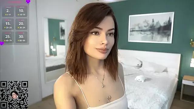 Explore our live girls sluts from our Custom and Multi clubs and checkout exclusive access to highly interactive content, such as shape, hair, titties, pussy type and many more.